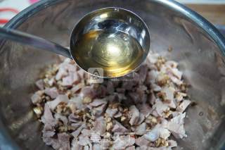 香菇牛肉酱的做法步骤：7