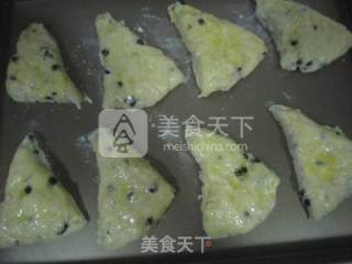 酸奶蓝莓干司康---懒人首选快捷早餐的做法步骤：6