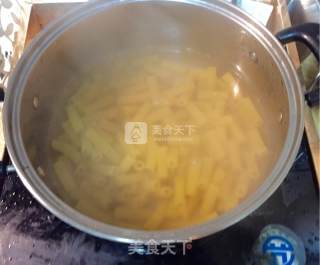 香煎三文鱼配意面的做法步骤：12
