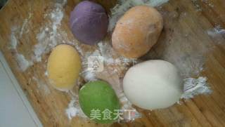 冬至彩饺 花儿朵朵的做法步骤：1