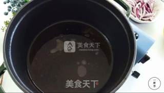 日式亲子盖饭一厨作铸铁锅版的做法步骤：1