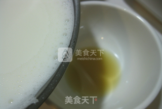姜汁撞奶的做法步骤：4