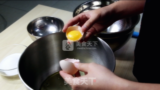 花环水果裸蛋糕的做法步骤：2