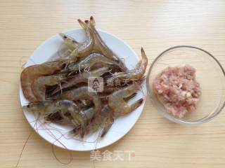 鲜虾小肉饼的做法步骤：1