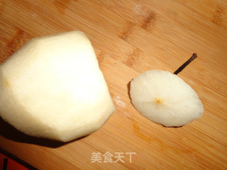 山楂话梅蒸雪梨的做法步骤：3