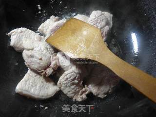 水笋烧大排的做法步骤：3