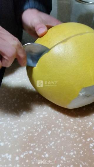 巧剥柚子的做法步骤：3