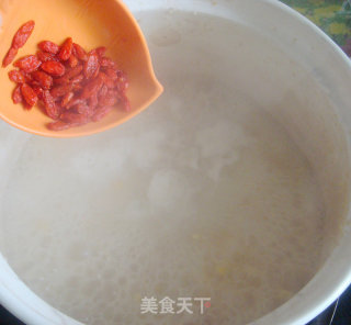 燕麦水果养生粥的做法步骤：4
