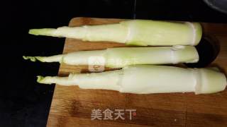 五彩茭白丝的做法