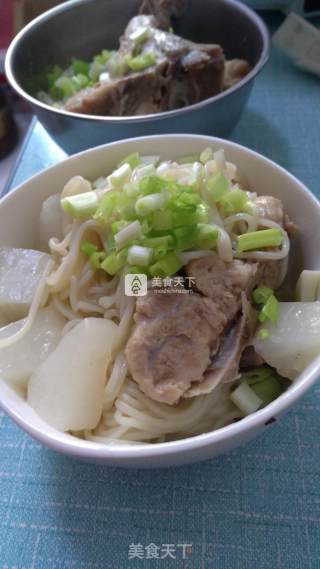 萝卜排骨面的做法步骤：4