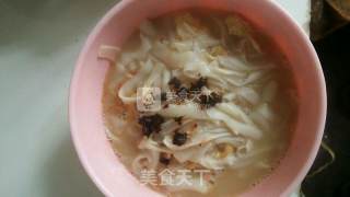农家特色煮米皮的做法步骤：3