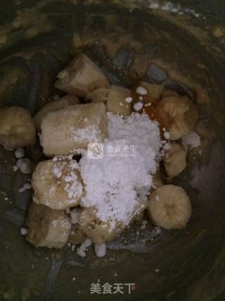 零失败--香蕉蓝莓Muffine的做法步骤：2
