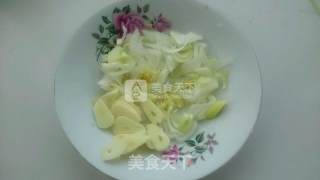 西芹百合炒虾仁的做法步骤：6
