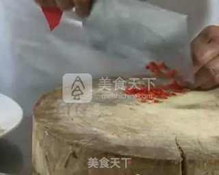 【桃李厨艺】——香辣蛋饺的做法步骤：3