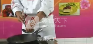 【桃李厨艺】——香辣蛋饺的做法步骤：7