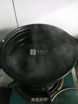肉丝西红柿菠菜面片汤的做法步骤：4