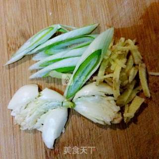 酸菜肉丝面的做法步骤：3