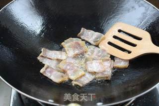 莴笋炒腊肉的做法步骤：3