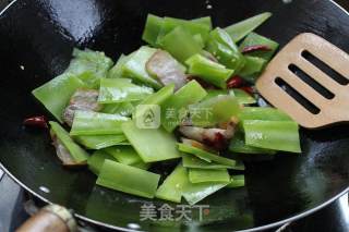 莴笋炒腊肉的做法步骤：5