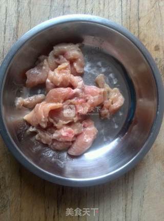 鱼香肉片豆腐的做法步骤：1