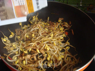 黄豆芽炒肉丝的做法步骤：6