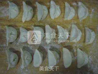 冬至日的养生美食---鲜肉水饺的做法步骤：9