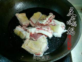 冬至羊排火锅的做法步骤：1