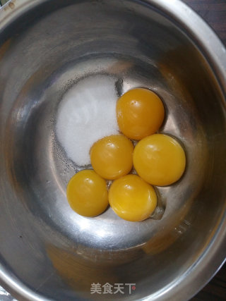 香橙戚风的做法步骤：3