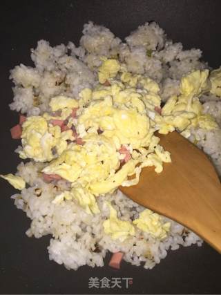 零失败香肠蛋炒饭的做法步骤：6