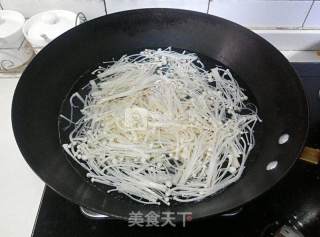 挑战味蕾——小尖椒拌金针菇的做法步骤：5