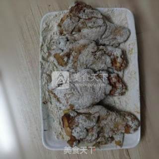 五香炸鸡腿的做法步骤：4