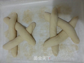 橄榄油面包的做法步骤：12