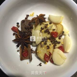 泡椒凤爪的做法步骤：2