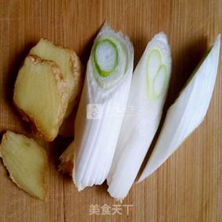 羊肉炖萝卜的做法步骤：3