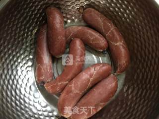 脆皮肠的做法步骤：12