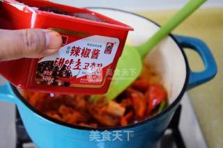 韩流里的暖锅【辣白菜豆腐汤】的做法步骤：5