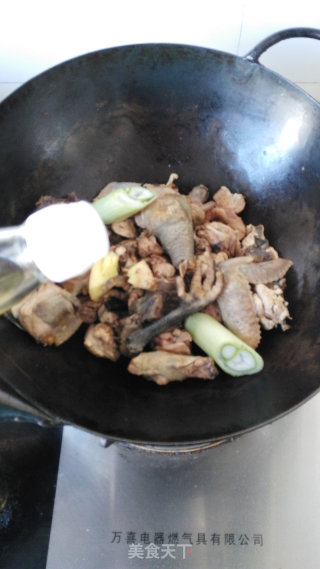 栗子香菇乌鸡汤的做法步骤：4
