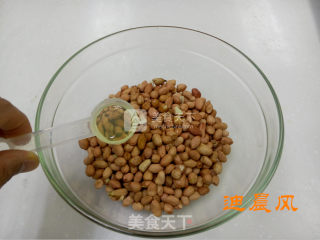 烤花生的做法步骤：2