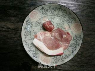 蒜苔炒肉的做法步骤：2