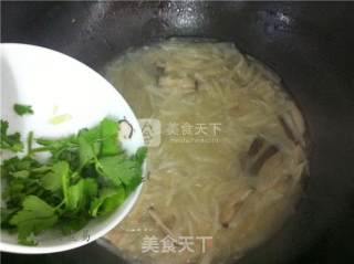 鸡汤萝卜水晶粉丝的做法步骤：9