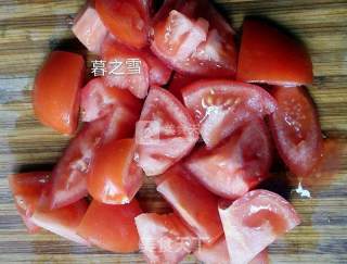 西红柿炒鸡蛋的做法步骤：2