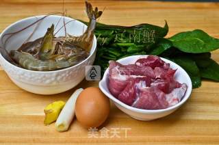 菠菜虾肉丸子的做法步骤：1