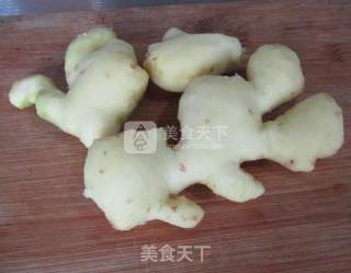 老姜红糖膏的做法步骤：2
