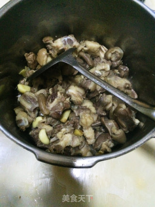 鲫鱼羊肉汤的做法步骤：10