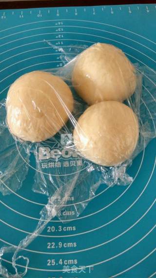 葡萄干果仁包的做法步骤：7