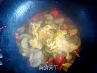 西葫芦炒鸡蛋的做法步骤：10