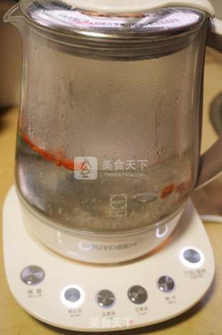 【冬季养生】水果园子羹的做法步骤：1