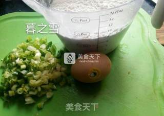 香脆葱油饼的做法步骤：1