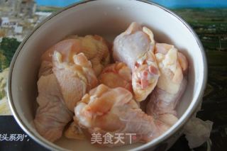香炸鸡腿的做法步骤：1