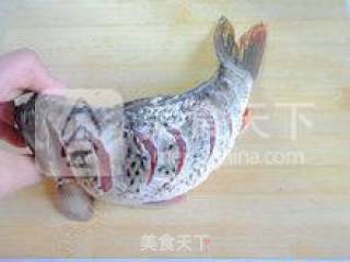 糖醋鲤鱼的做法的做法步骤：4